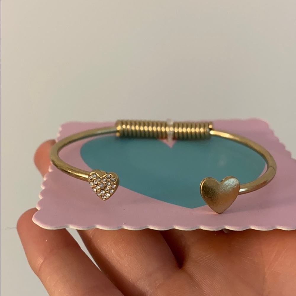 Francesca’s heart bracelet NWT